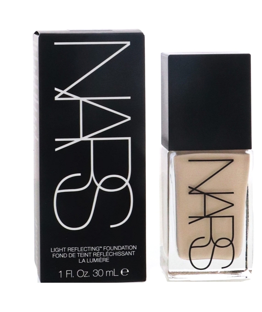 كريم أساس NARS Light Reflecting Foundation من ماركة نارس